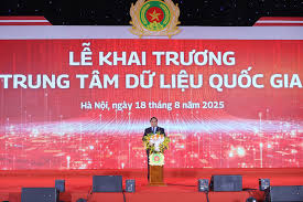 Thủ tướng Chính phủ: Trình cơ chế đột phá trong sáng tạo, khai thác dữ liệu trở thành Trung tâm của nền kinh tế